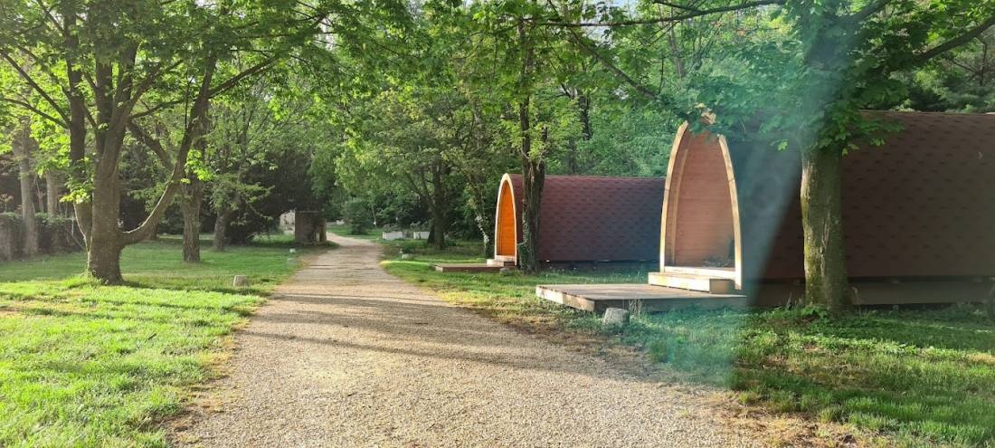 Camping Rochecondrie ** — Campingplats in Viviers