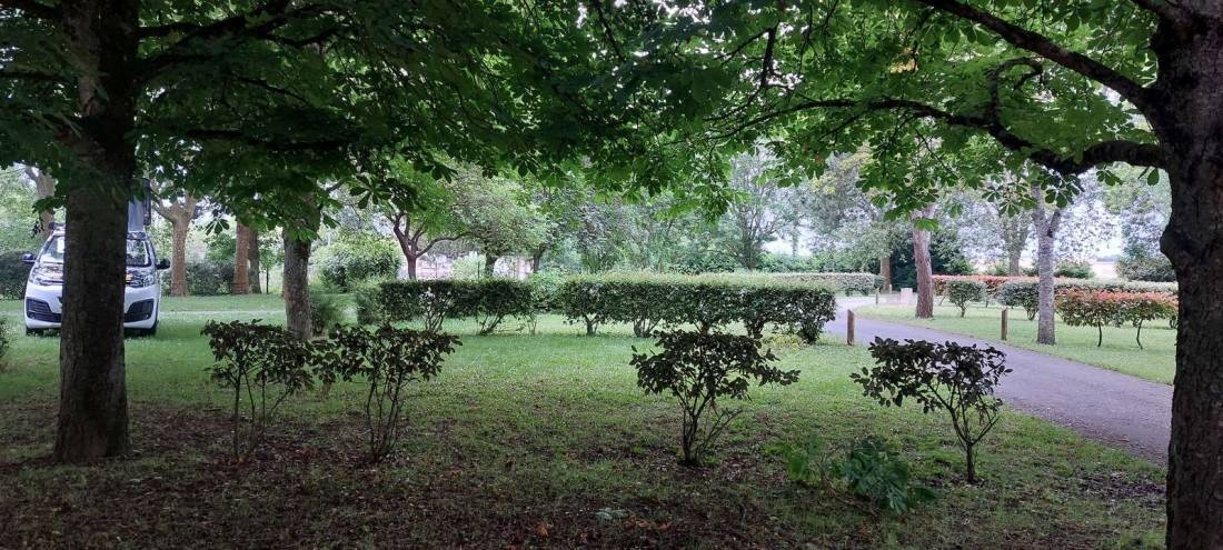 Camping Municipal des Taupeaux — Campingplats in Issoudun
