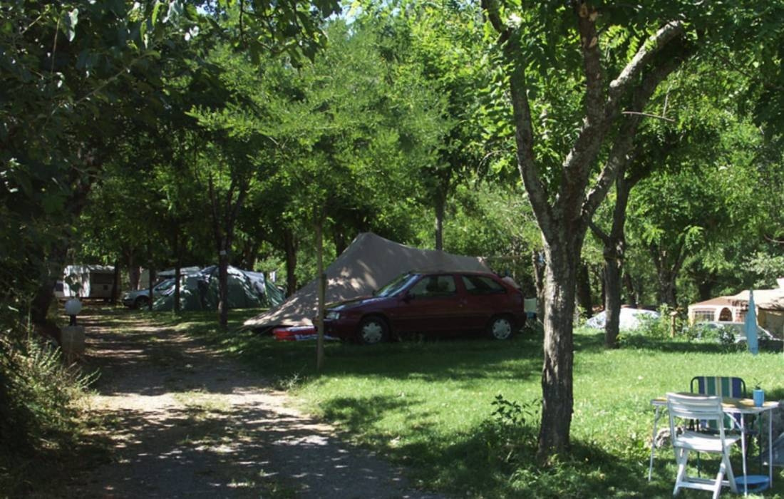 Camping La Vignasse *** — Campingplads in Berrias-et-Casteljau