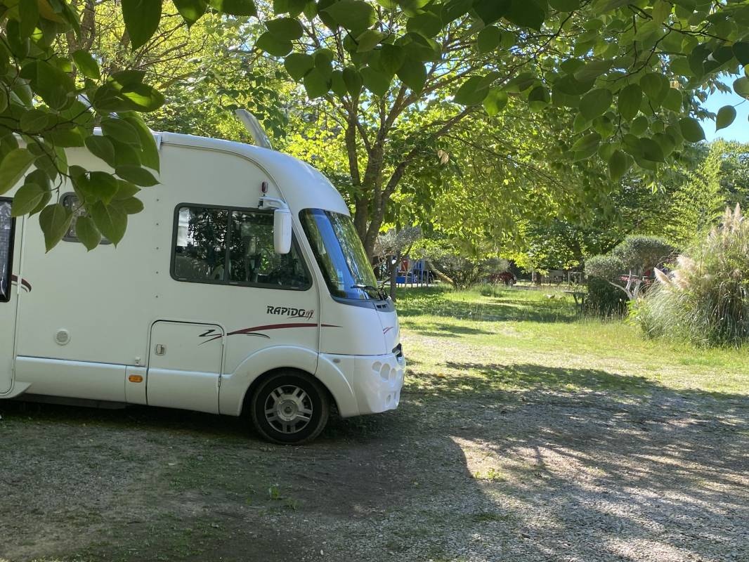 Camping du Pont de Lunel — Kemping in Lunel / Occitanie