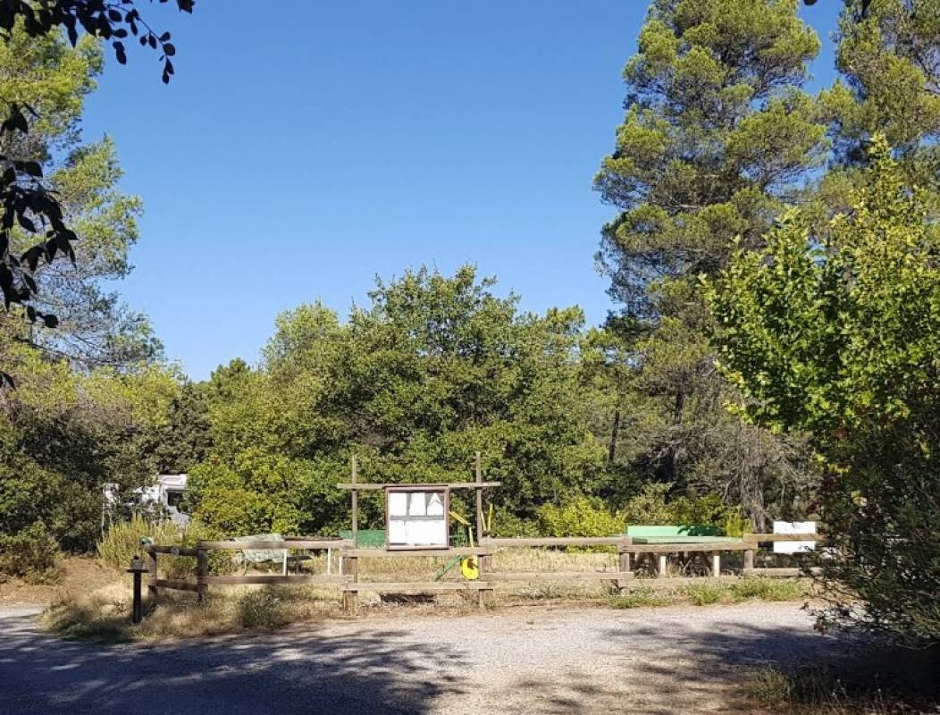 Camping Municipal Les Pouverels * — Camping Site in Cotignac