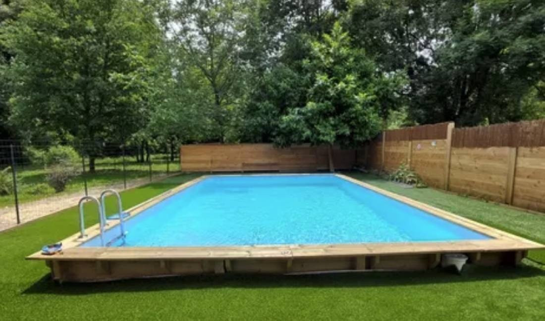 Camping Municipal Les Prunettes — 露营地 in Monestiés / Occitanie