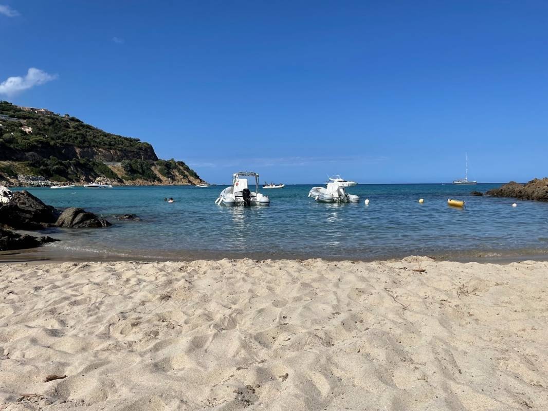 Camping Fautéa *** — Camping Site in Conca / Corse