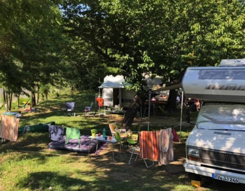 Camping Mazet Plage **** — Area da campeggio in Berrias-et-Casteljau