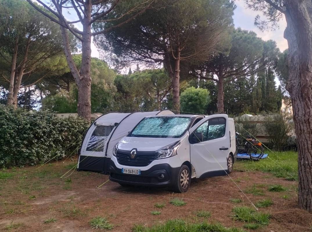 Camping Les Chardonnerets — Camping in Sainte-Marie-la-Mer