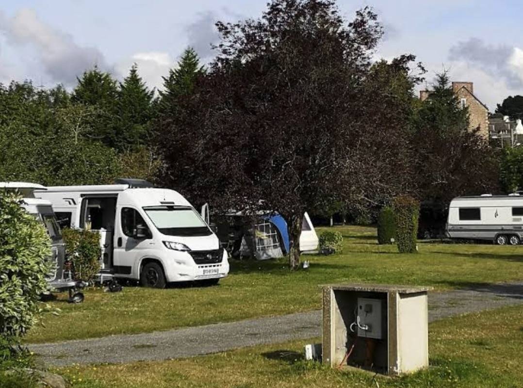 Camping Traou-Mélédern ** — Cámping in Pontrieux
