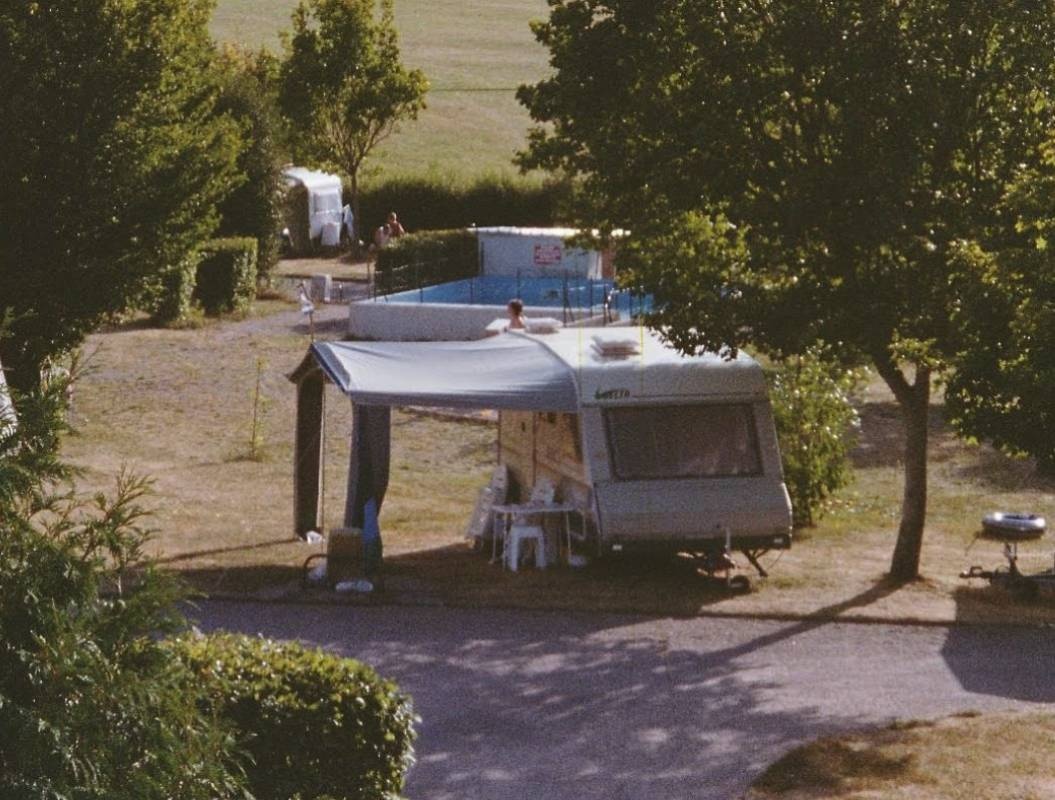 Camping Fontenoy le Chatêau — Kemp in Fontenoy-le-Château
