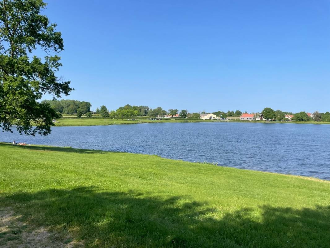 Camping Municipal Les Marins — Campingplats in Lapeyrouse 