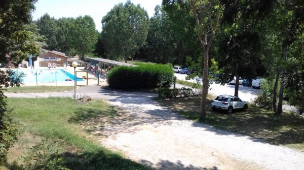 Camping Le Pierrageais ** — Photo 2
