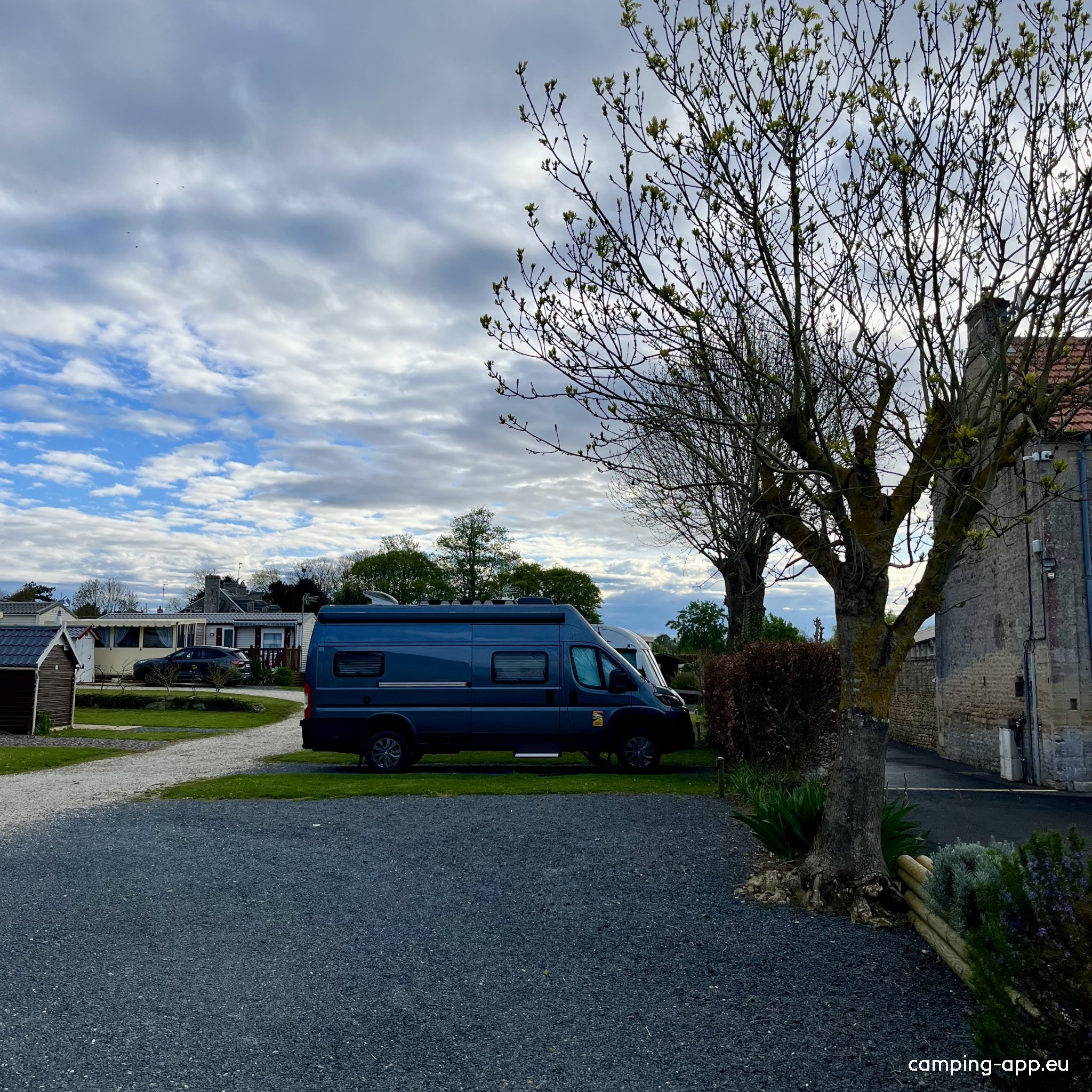 Camping Clos du Moulin ** — Area da campeggio in Graye-sur-Mer / Normandie