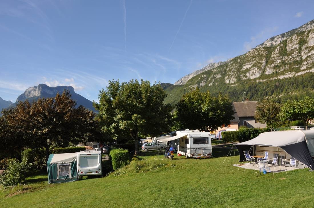 Camping & Gîtes Le Taillefer ** — Camping Site in Doussard / Auvergne-Rhône-Alpes