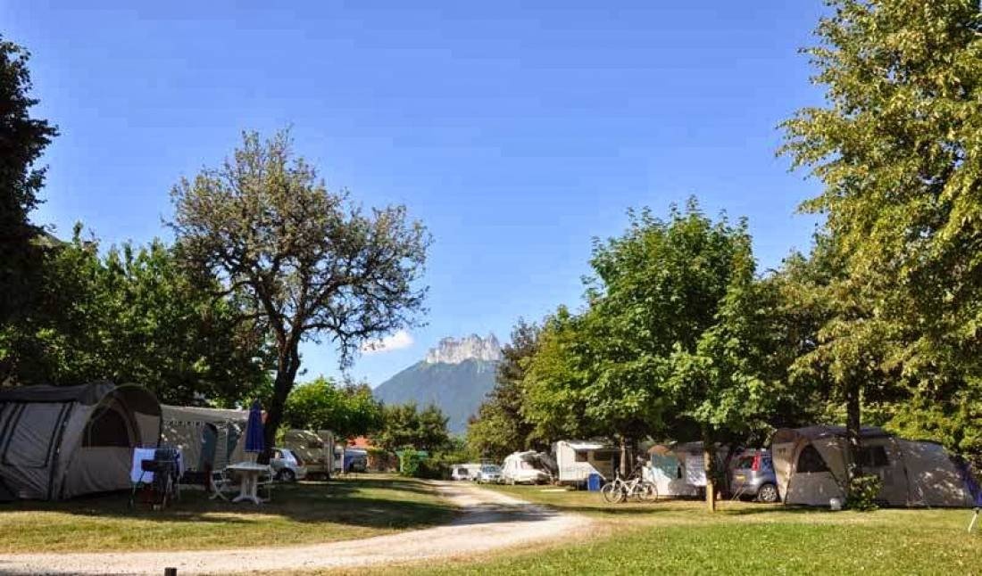 Camping le Taillefer ** — Camping Site in Doussard / Auvergne-Rhône-Alpes