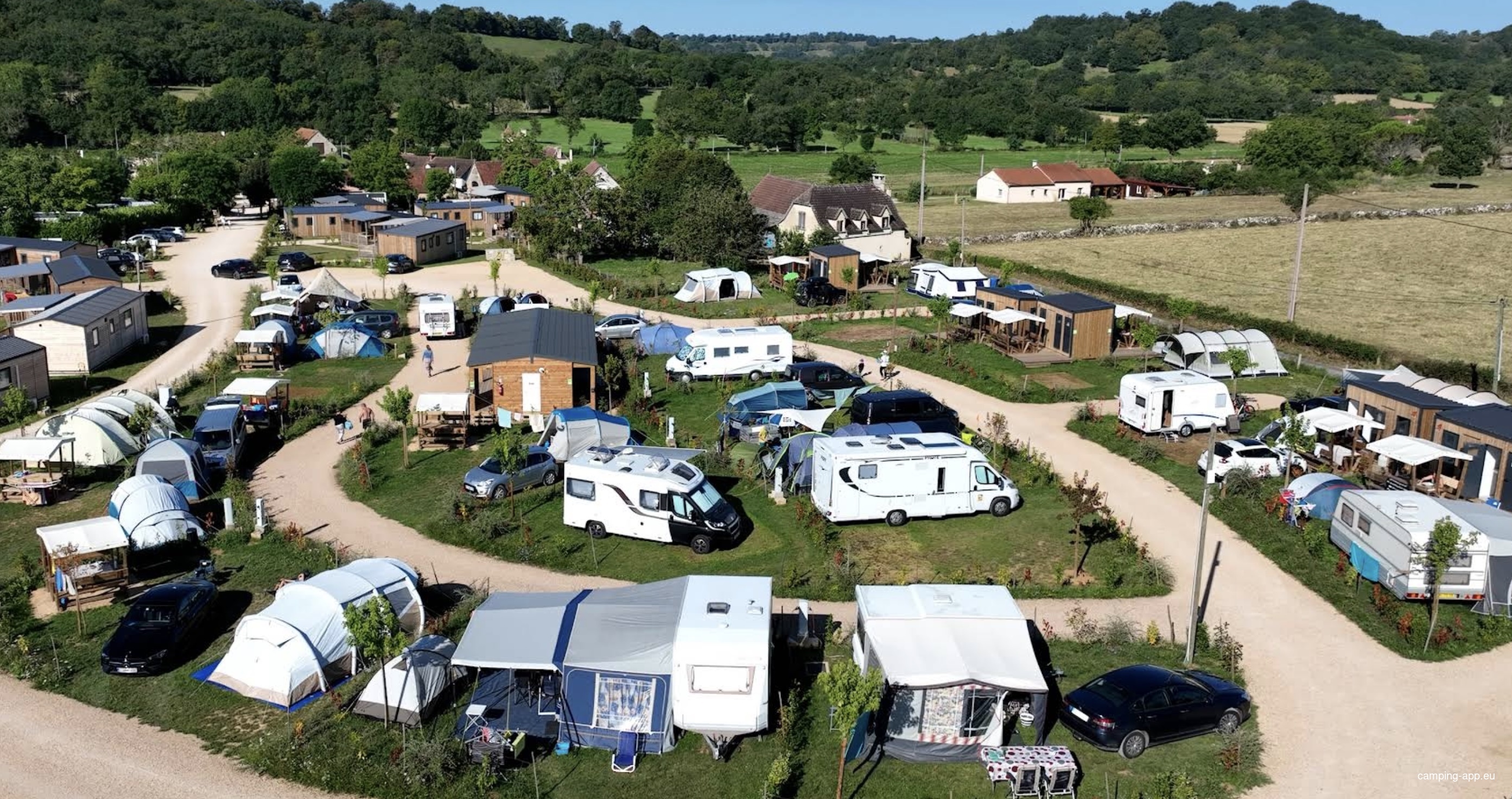 Camping Le Ventoulou **** — Kemp in Thégra / Lot / Occitanie