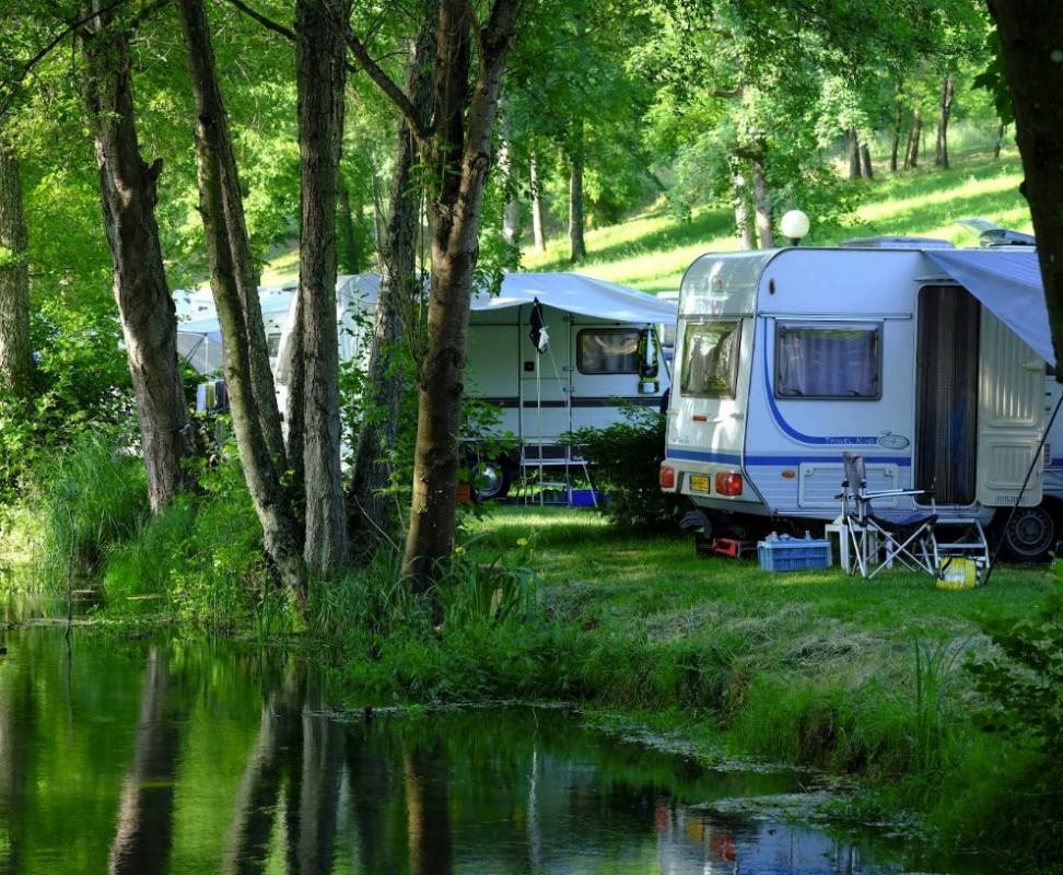 Camping du Buissom Lac du Der **** — Kemp in Louvemont