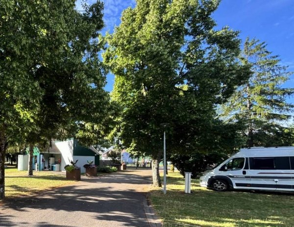 Camping de Neufchâteau
