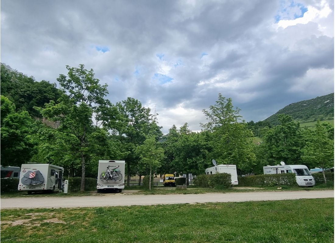 Camping Municipal Les Seraines — Camping in Pont-en-Royans