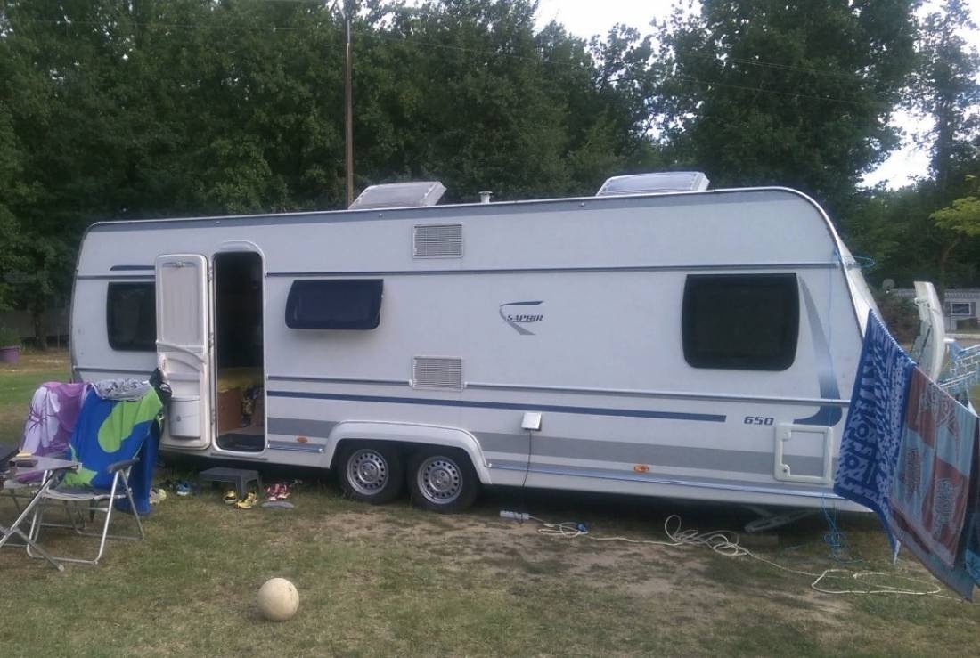 Camping La Tuilière *** — Camping in Saint-Rémy