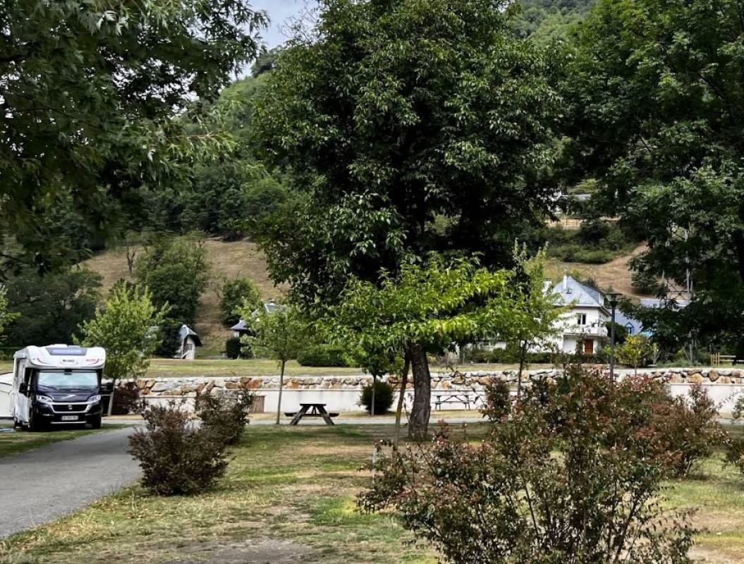 Camping Le Bastan ** — Cámping in Esterre / Occitanie