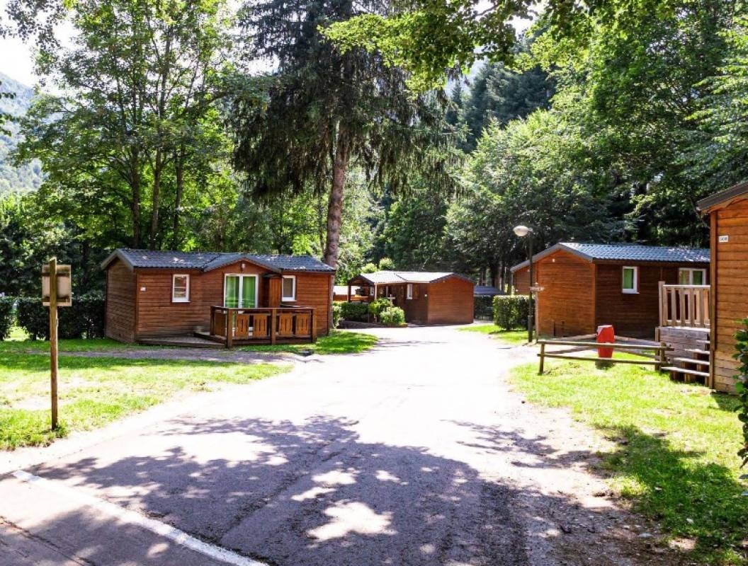 Camping Le Malazéou — Campingplass in Savignac-les-Ormeaux