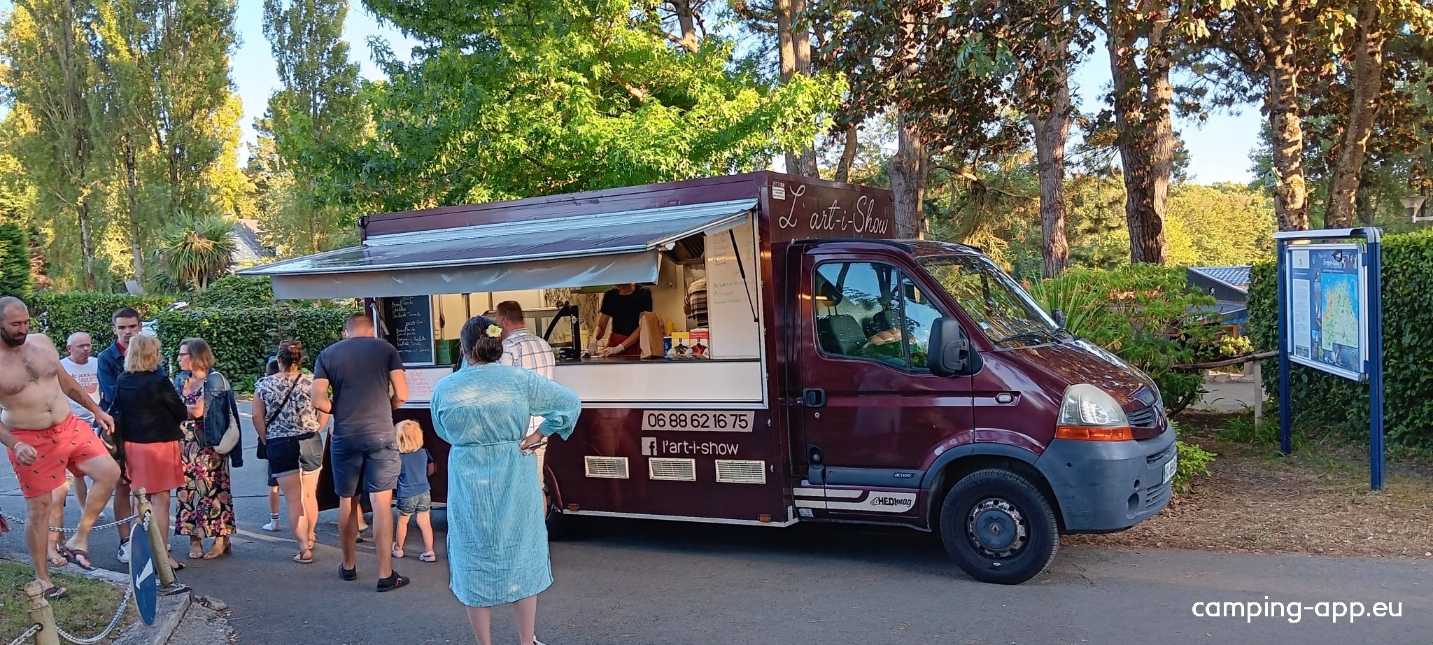 Camping Paradis Les Capucines **** — Kemp in Trédrez-Locquémeau