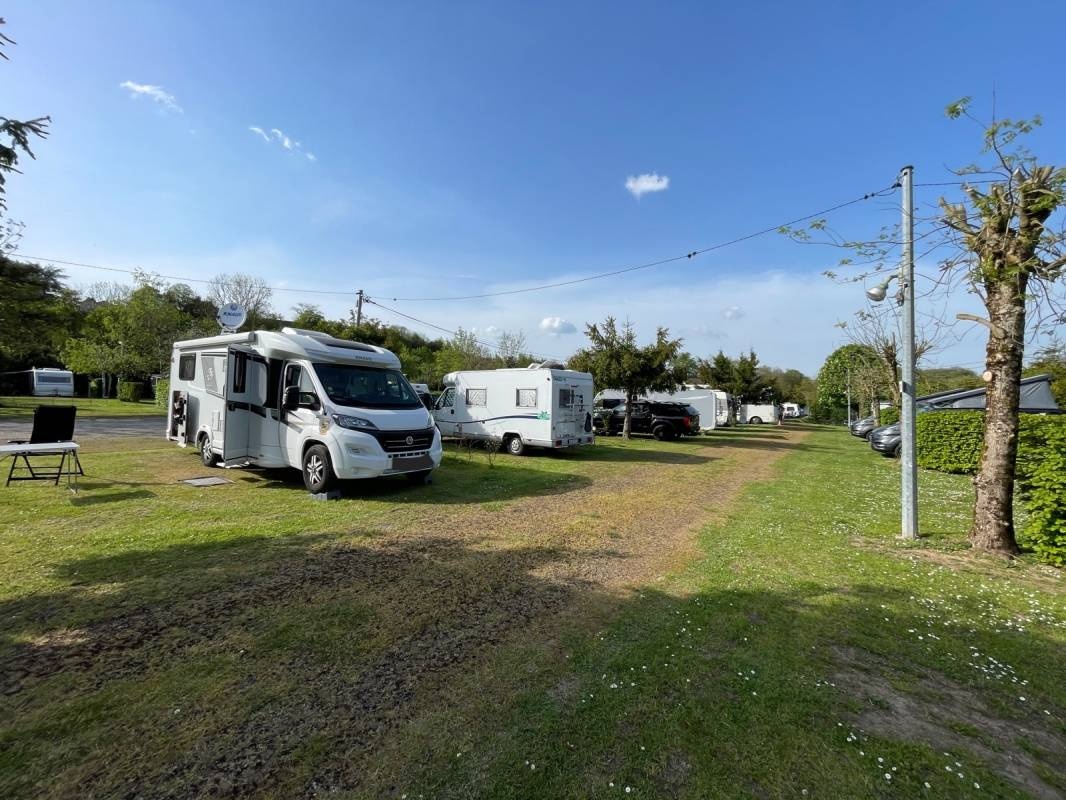 Camping Les Breuils — Campingplats in Verdun / Grand Est