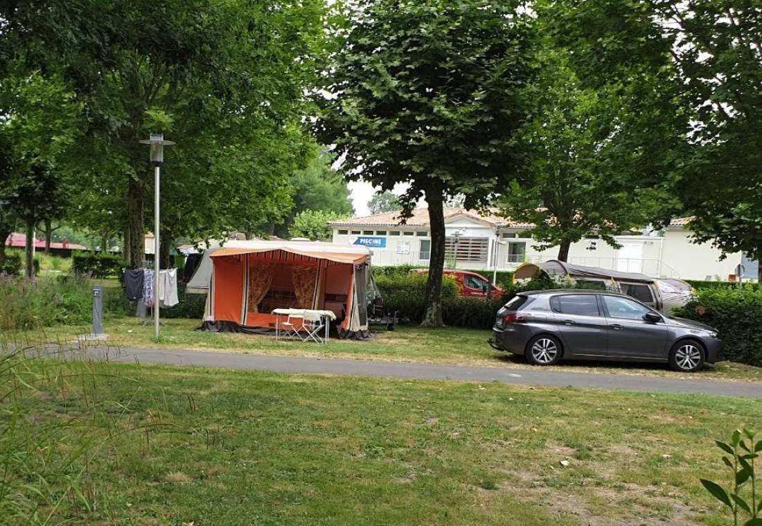 Camping de  I’lle Madame *** — Camping in Mainxe-Gondeville