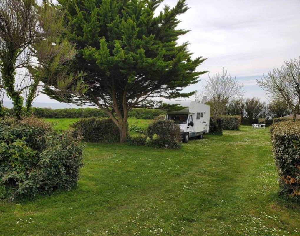 Camping de l'Ile Percée ** — Sítio de acampamento in Moëlan-sur-Mer