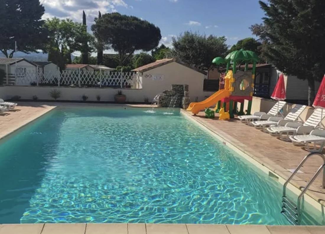 Camping l'Olivier *** — Місце для кемпінгу in Massillargues-Attuech