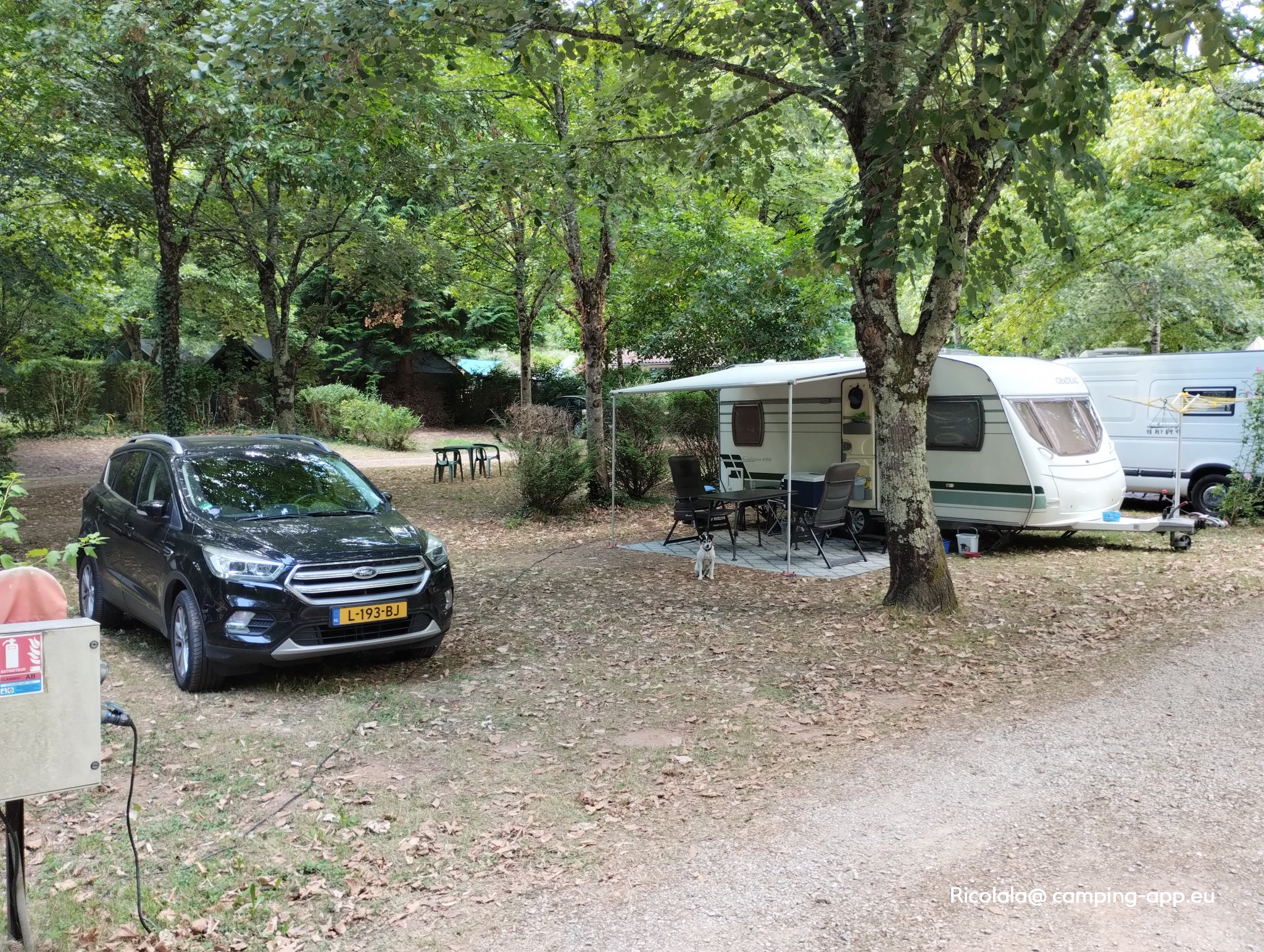 Camping La Plaine — Campingplats in Saint-Parthem