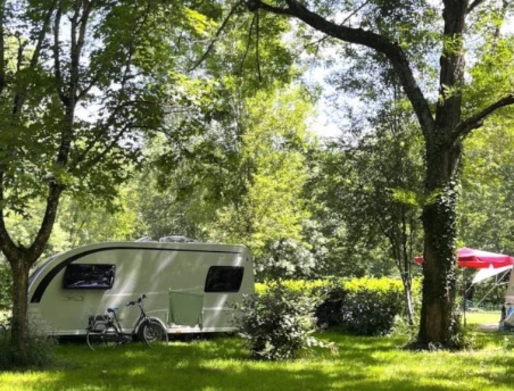 Camping la Prade *** — Cámping in Montirat / Nouvelle-Aquitaine
