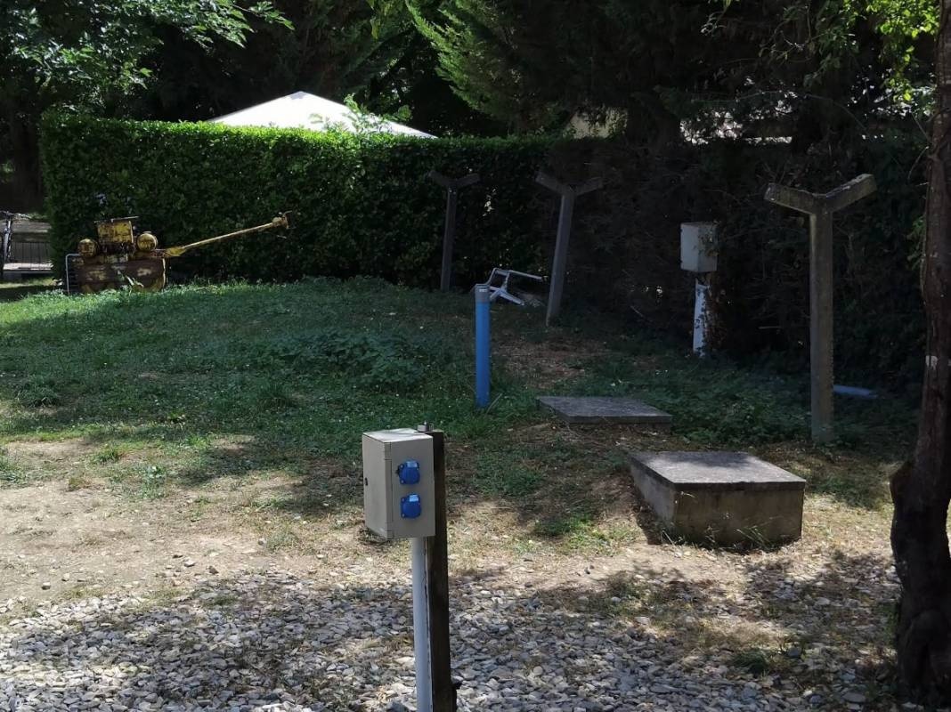 Camping Le Céou *** — Sítio de acampamento in Saint-Cybranet