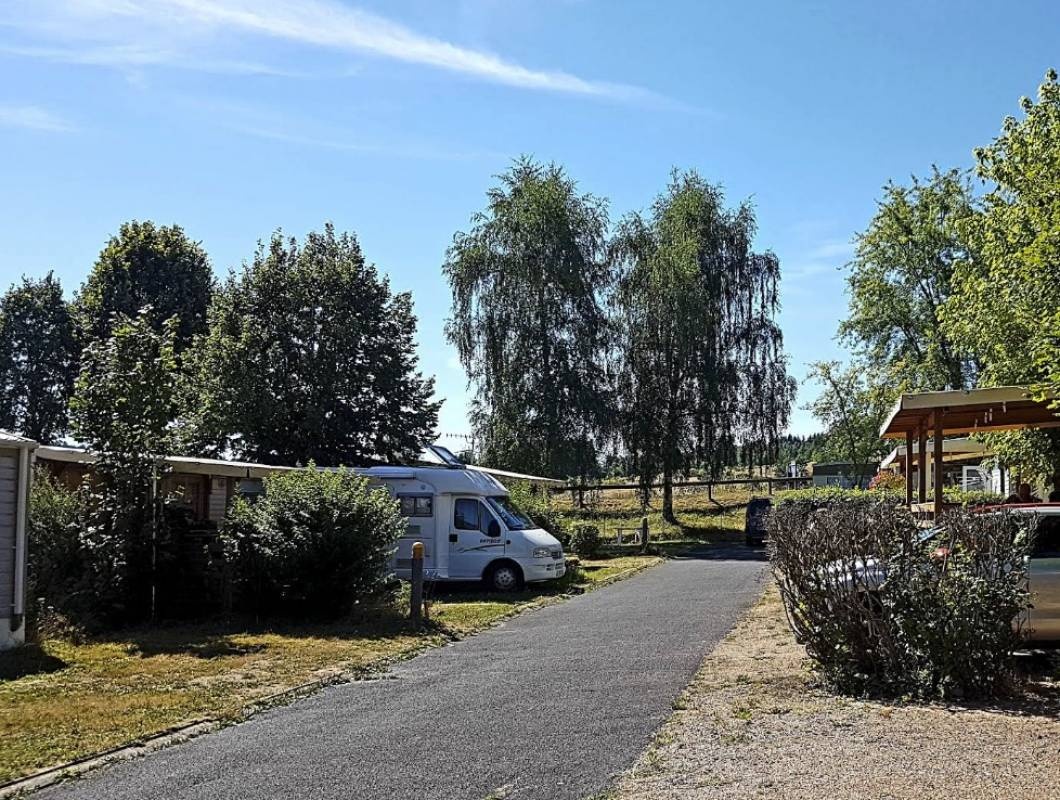Camping Municipal Le Pradoux ** — 露营地 in Viverols