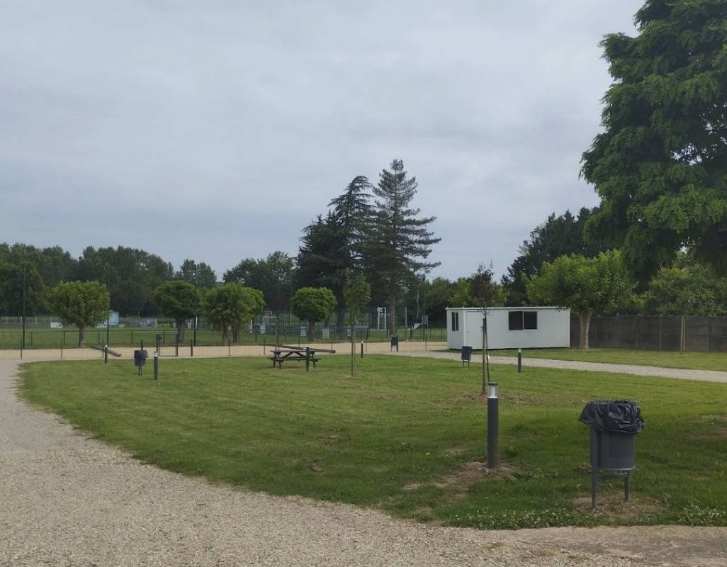 Camping Municipal Monségur — Camping Site in Monségur