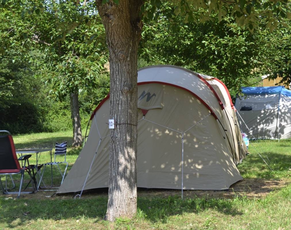 Camping Les Terrasses de Xapitalia — Kemp in Hasparren
