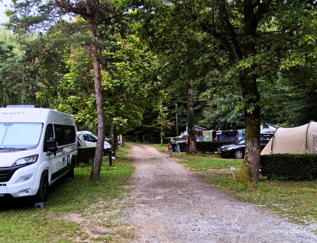 Camping le Relais du Léman *** — Kemping in Messery