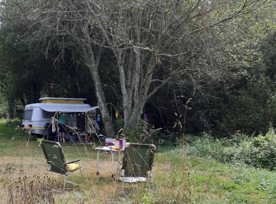 Camping Domaine Le Peyral — Kemp in La Salvetat-sur-Agout 