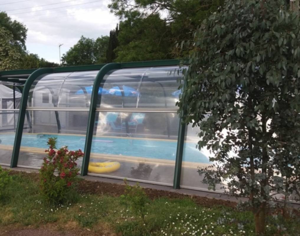 Camping Des Berges De L' Iton *** — Camping in Breteuil