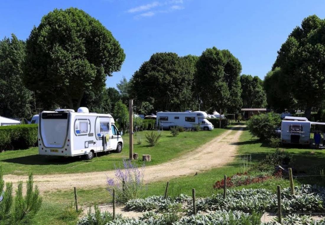 Camping Paradis Les Nobis d’Anjou **** — Kemping in Montreuil-Bellay 