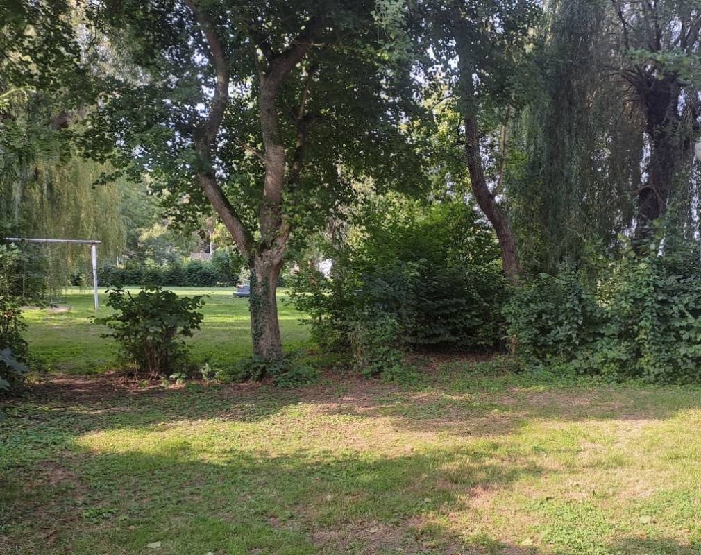 Camping La Peupleraie — Campingplass in Bray-sur-Seine 