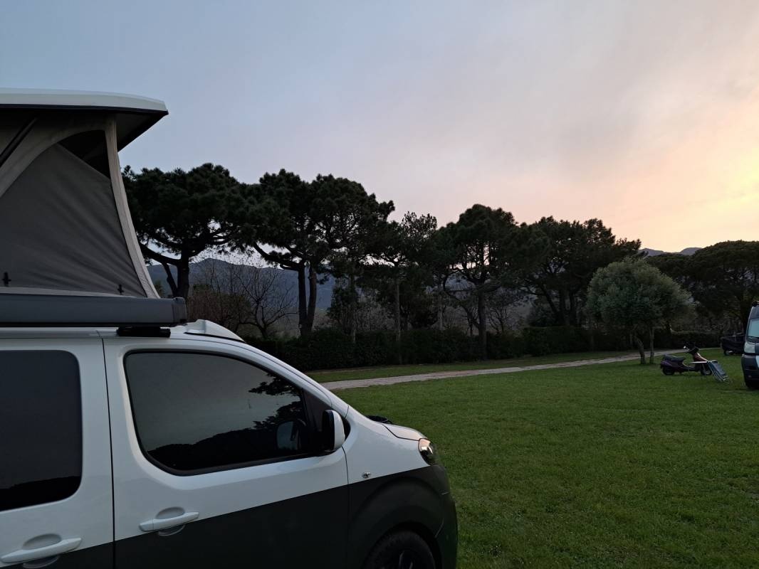 Camping La Pietra **** — Camping Site in Pietracorbara / Corse