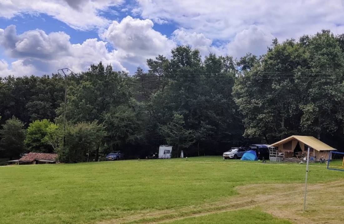 Domaine de Corneuil *** — Місце для кемпінгу in Mareuil en Périgord