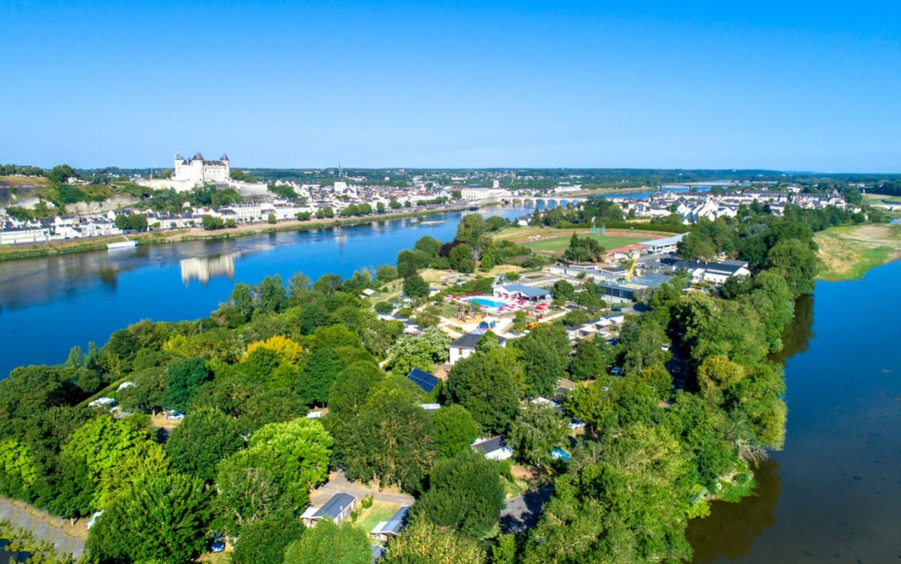 Camping l'Île d'Offard **** — Campingplass in Saumur / Pays de la Loire