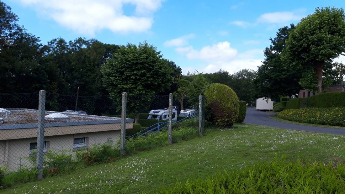 Camping La Hallerais **** — Camping in Taden 