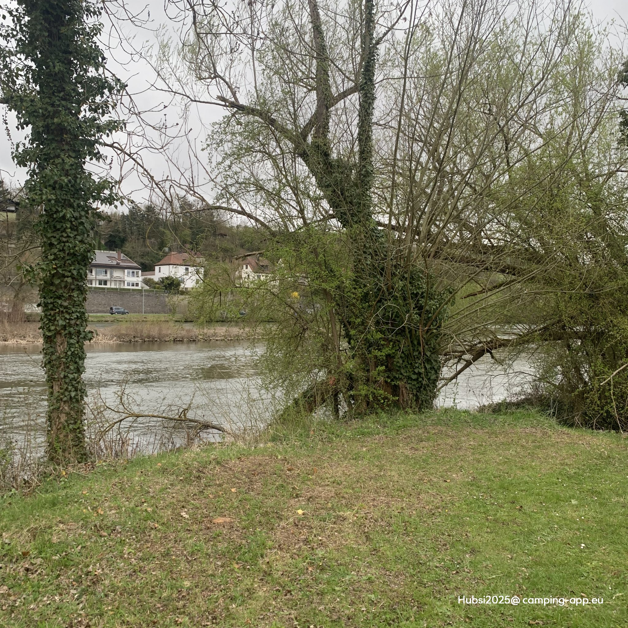 Stellplatz am Mainufer Kitzingen — Photo 2