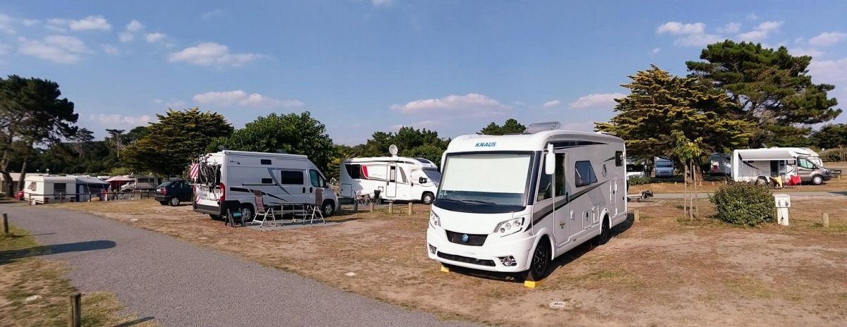 Camping Municipal Le Kerver ** — Місце для кемпінгу in Saint-Gildas-de-Rhuys