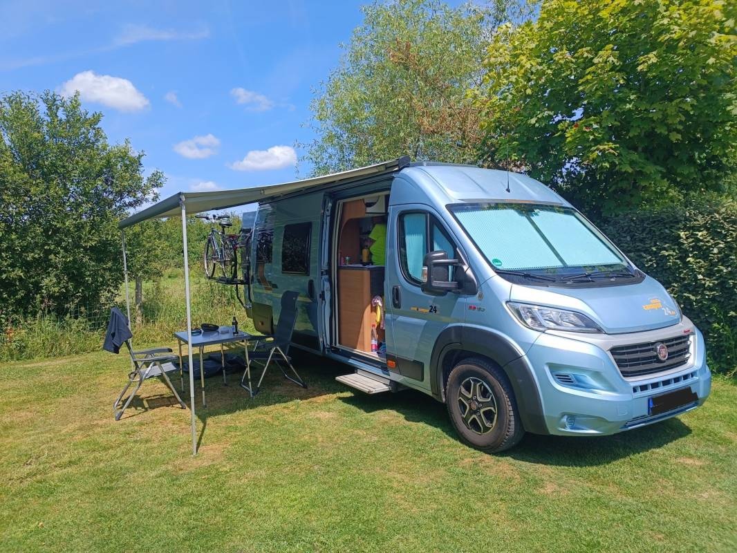 Camping La Baie Des Veys — Campingplass in Sainte-Marie-du-Mont / Normandie