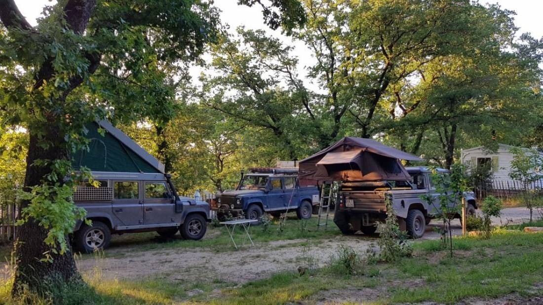 Camping de la Colline *** — 露营地 in Saint-Paul-Trois-Châteaux