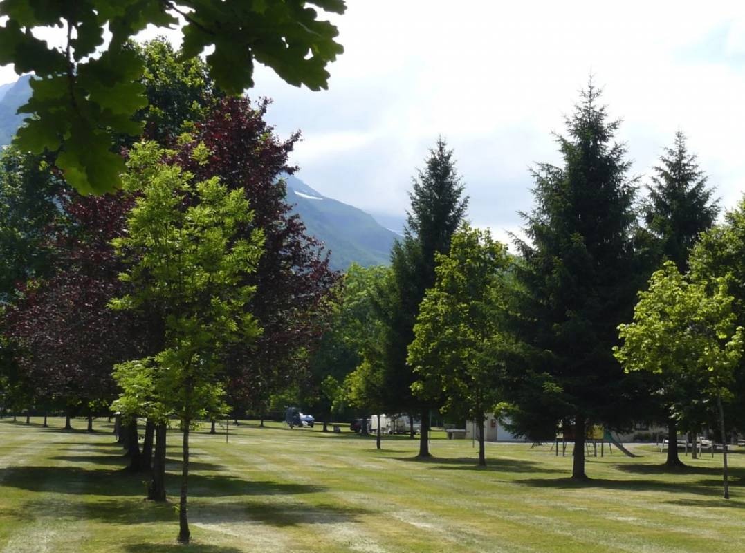 Camping La Heche ** — Місце для кемпінгу in Arrens-Marsous