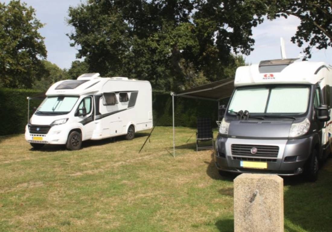 Camping Beauseéour *** — Campingplats in Saint-Samson-sur-Rance 