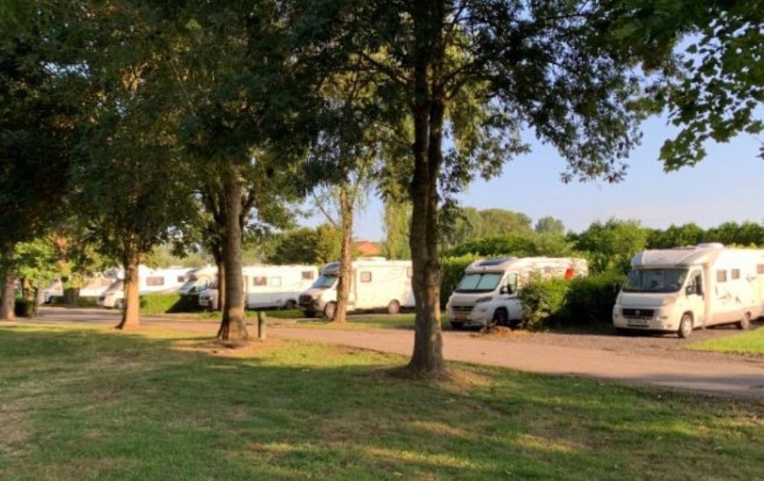 Stellplatz Arleux — Aire camping car in Arleux